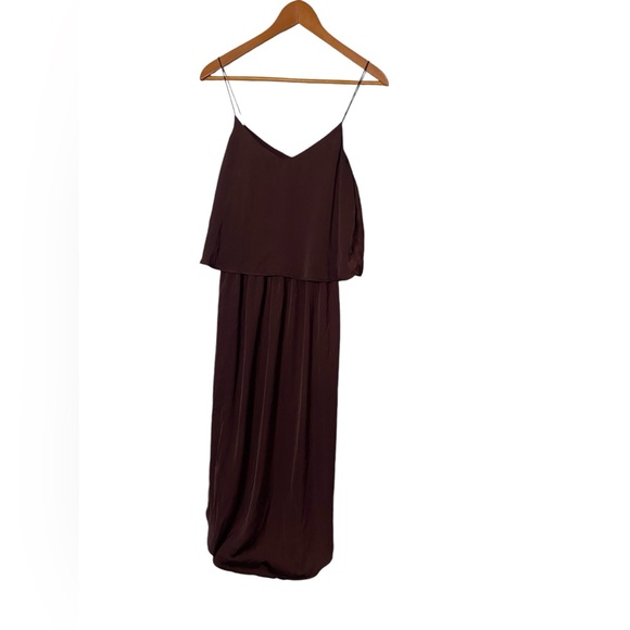 H&M Spaghetti Strap Dress with stretch umpire waist - Picture 1 of 10